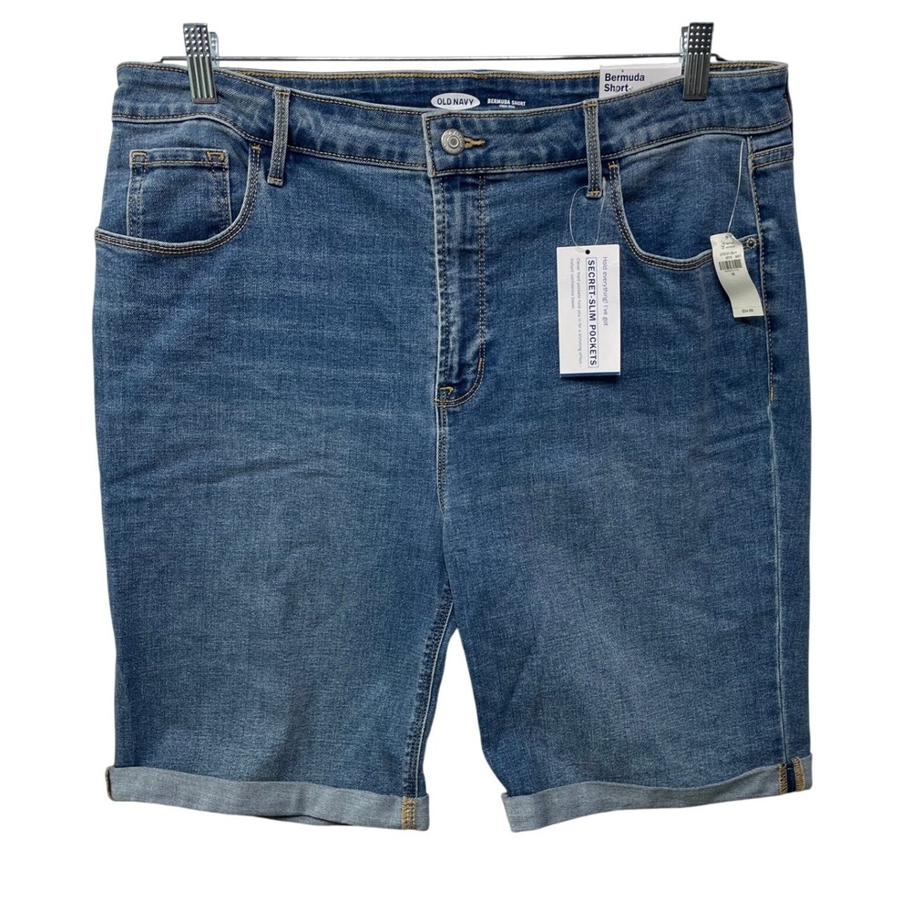 Old Navy Womens High Rise Bermuda Denim Shorts Medium Wash 9 Inseam Size 16 NEW